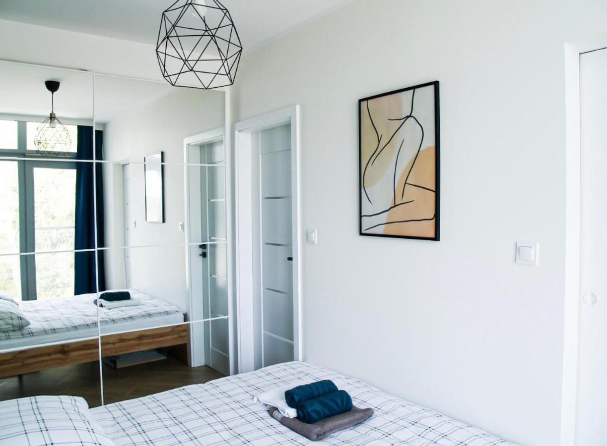 Nowoczesny Apartament Z Widokiem Na Jezioro Charzykowy Exterior foto